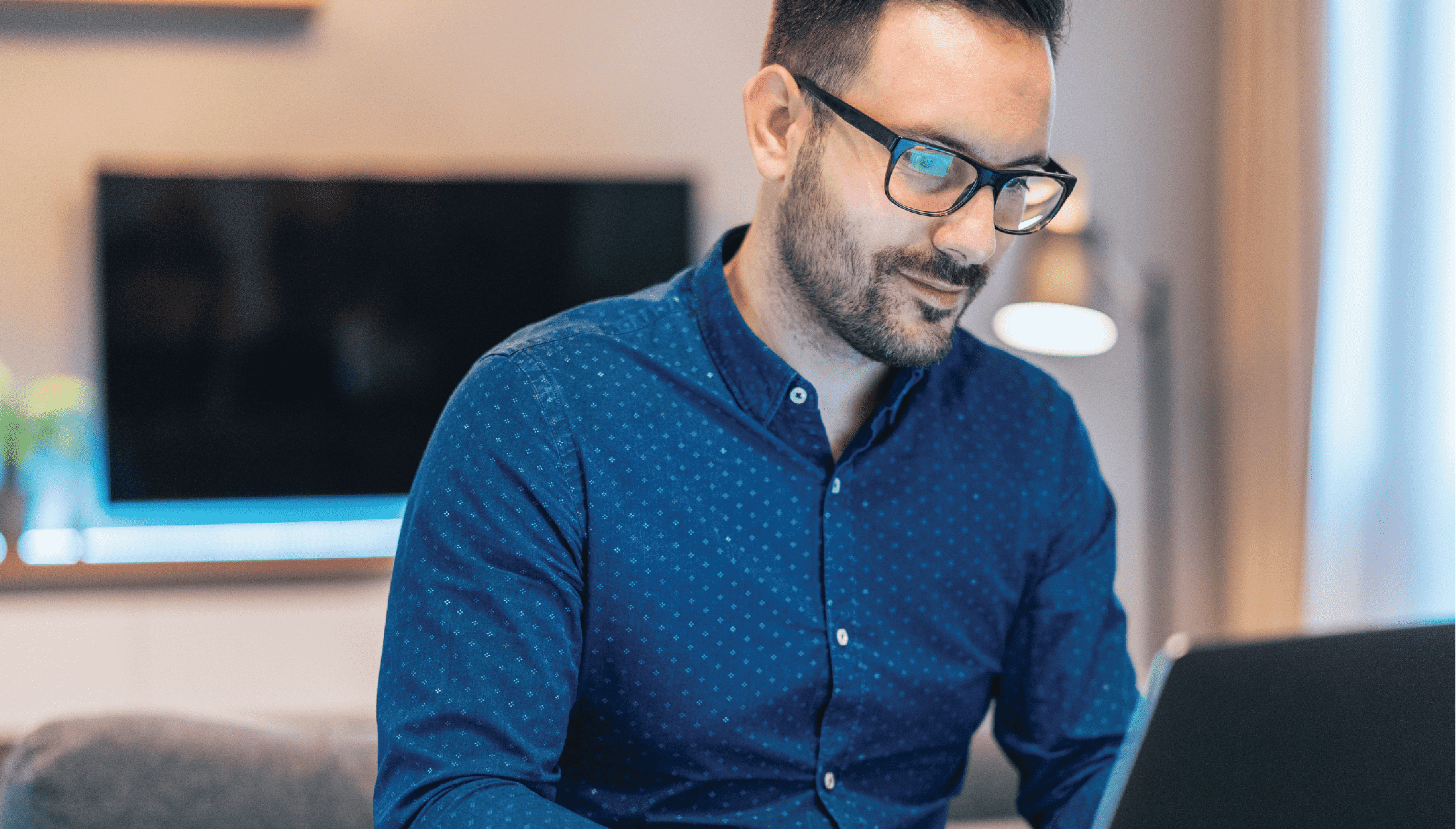 man using purchase approval system